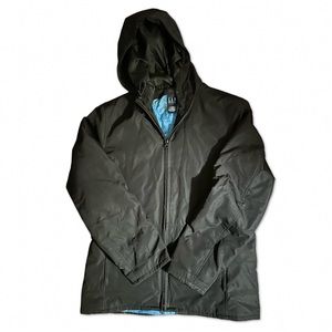 Gap Black lined Jacket with zip up pockets and inside pockets. Adjustable hood